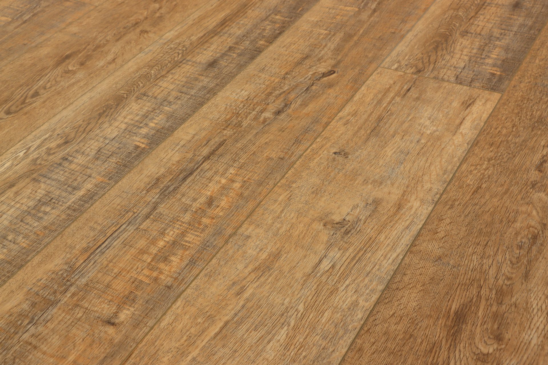 Рустик кварцвинил — состаренный пол с выраженной текстурой