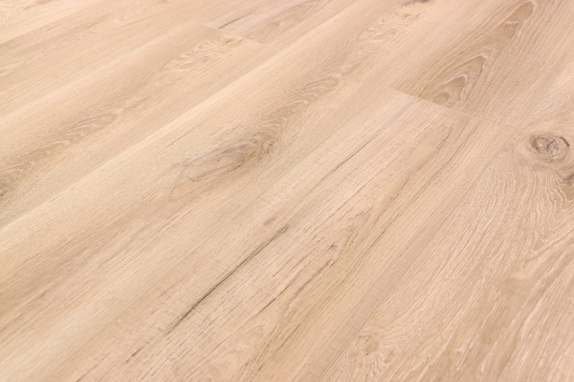 Брашированный дуб — волокна как у состаренного массива